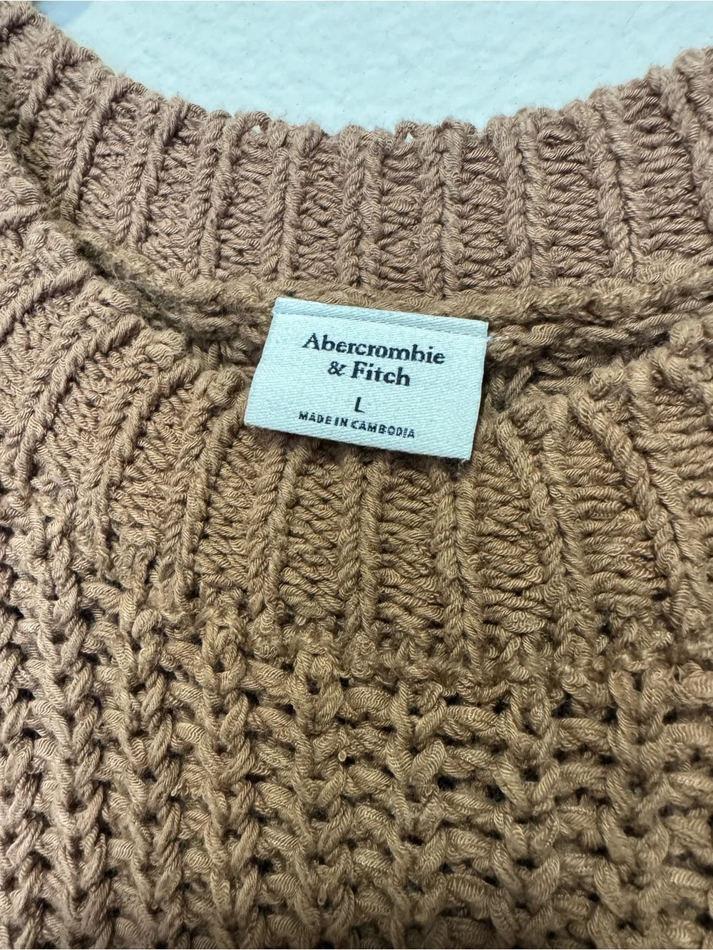 Abercrombie & Fitch Tan Chunky Knit Sweater Vest - Picture 2 of 3